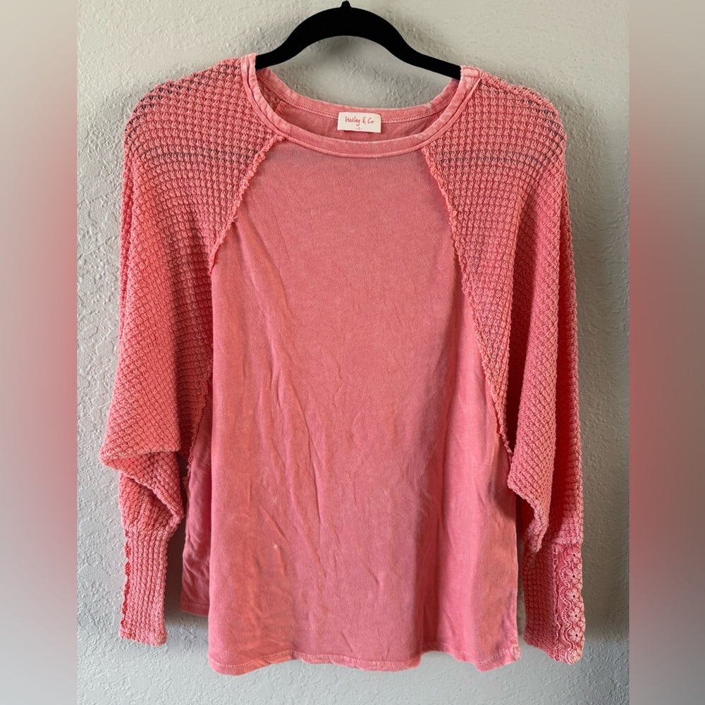 NWOT Hailey & Co. Coral Long Dolman Sleeve Stretchy Top Size S Slouchy Tie Dye